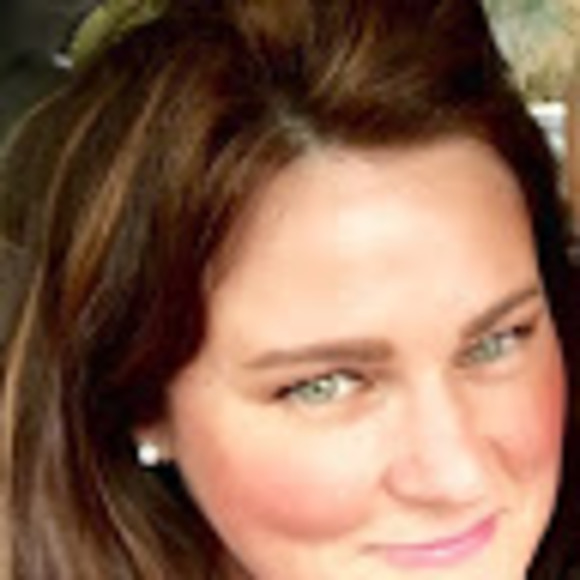 Meet your Posher, Candace - Picture 1 of 1